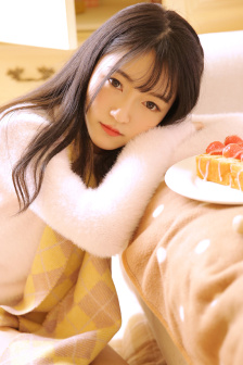 客厅乱H伦亲女小说